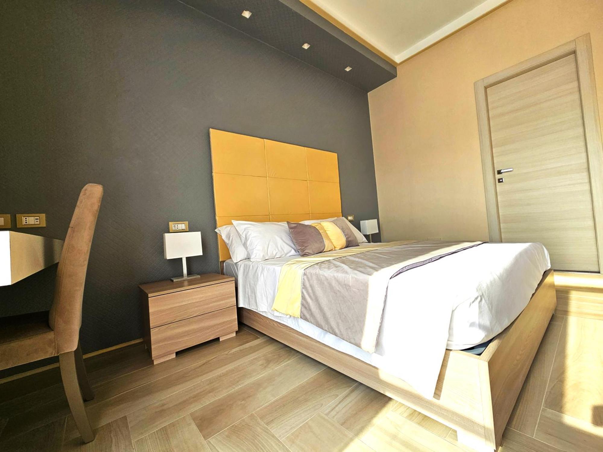 Astoria Boutique Suites Lecce Buitenkant foto